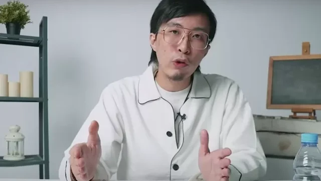 Dr. Tirta Mandira Hudh