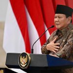 Presiden Prabowo Subianto memimpin Sidang Kabinet Paripurna untuk memperingati satu tahun pemerintahan Kabinet Merah Putih di Istana Negara, Jakarta, Senin, 20 Oktober 2025. Foto: BPMI Setpres/Kris.