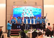 Ketua KNPI Pamekasan, Haidar (tengah), bersama jajaran pengurus terpilih masa bakti 2025–2028