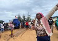 Dari krisis air hingga debu industri, warga Kawasi menegaskan aksi tidak akan berhenti sampai perusahaan memenuhi komitmennya.