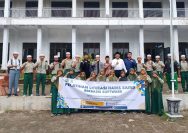 Peserta dan pemateri berfoto bersama usai pelatihan literasi digital di Yayasan Raudlatul Falihin, Blega.