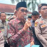Aksi demonstrasi Barisan Masyarakat Madura (BMM) di depan Kantor Bupati Pamekasan, Kamis (29/1/2026), menyoroti dugaan pengaturan proyek dan mutasi jabatan di lingkungan Pemkab Pamekasan.