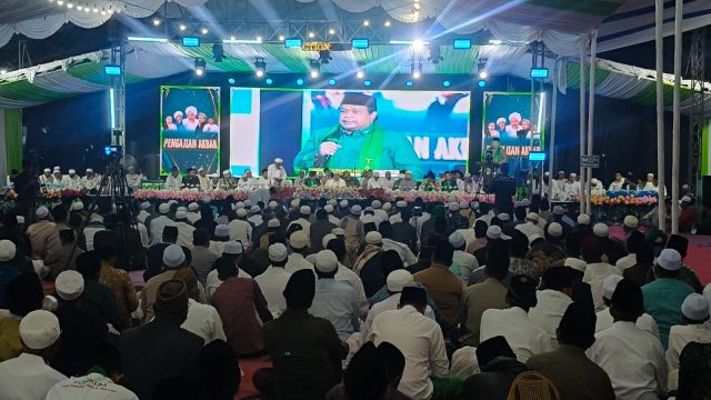 Ribuan Ulama Padati Haul RKH Hasan Bakir di Pamekasan, Ini Pesan Penting Pengasuh